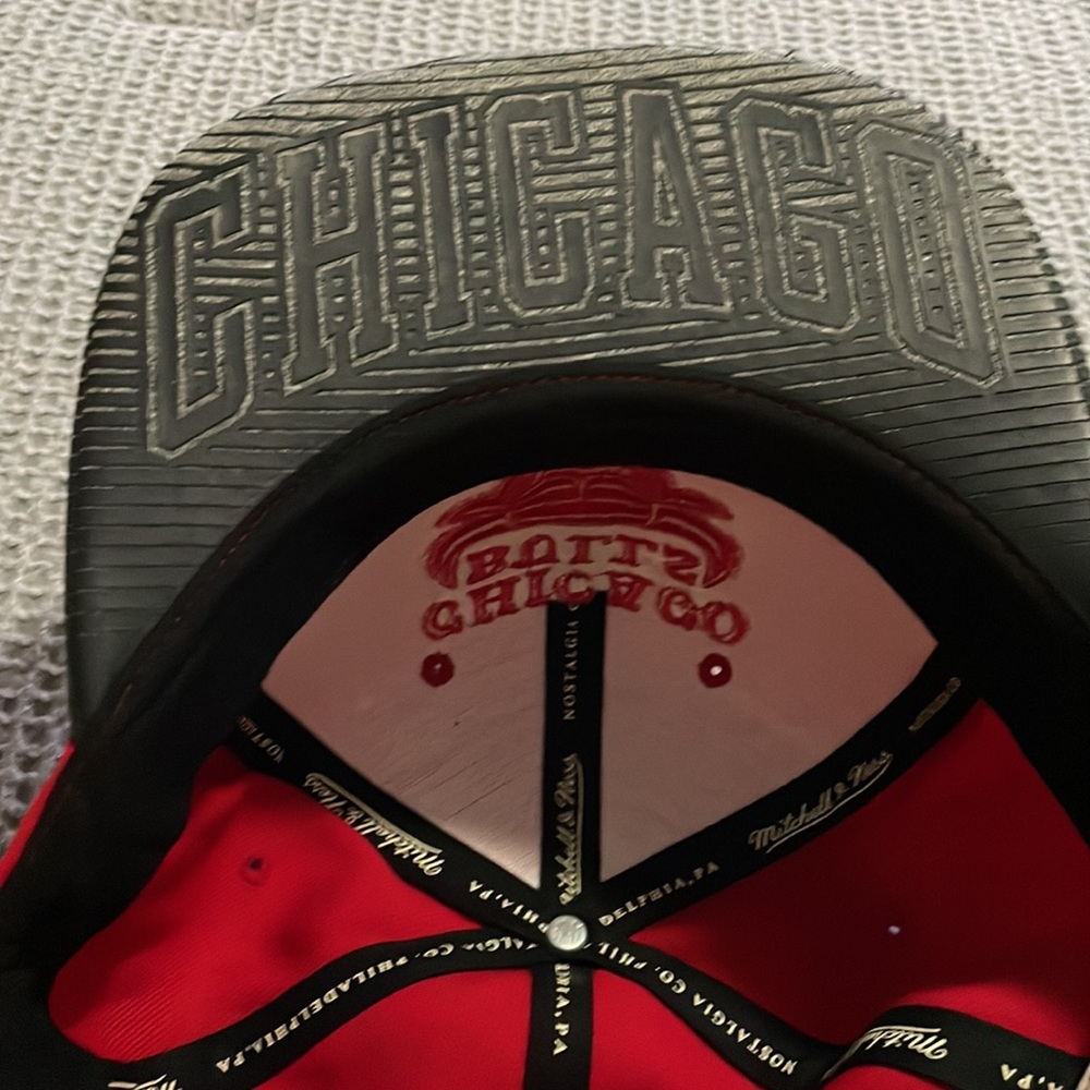 Mitchell & Ness Chicago Bulls hat - Picture 5 of 6